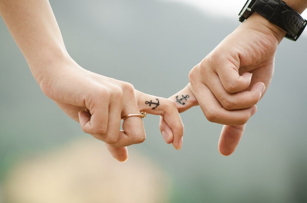 couple-hands-tattoos-437968